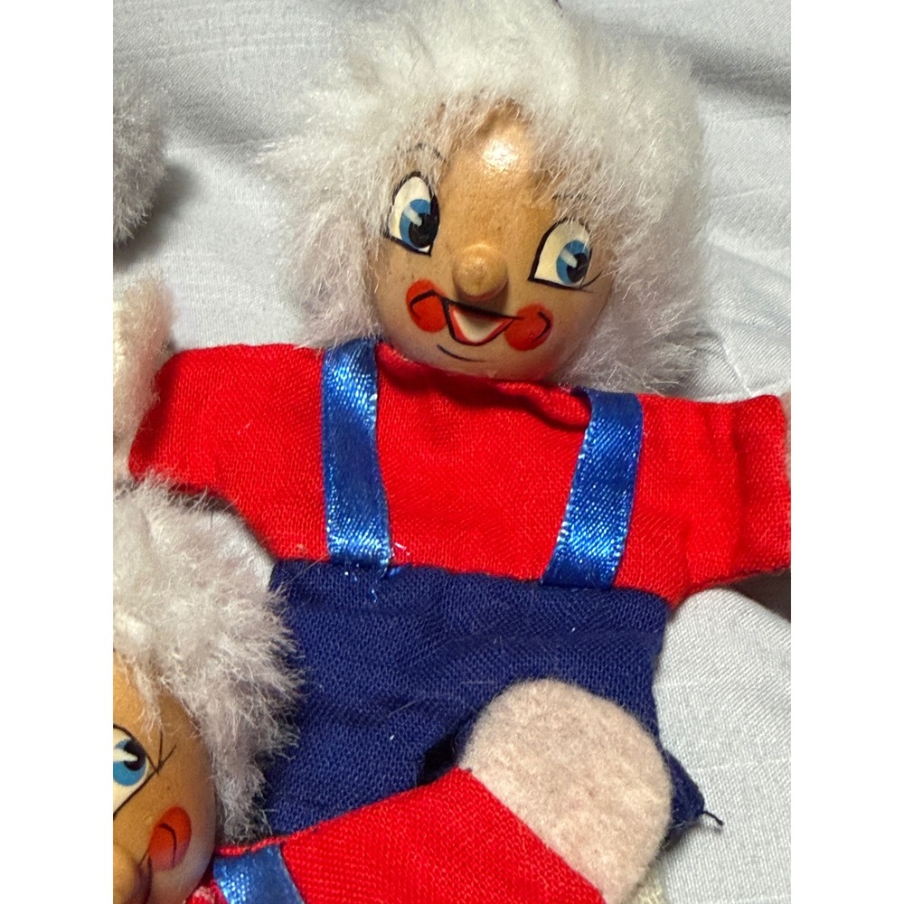 Vintage Wooden Head Hand-painted Finger Puppets Set of 7 Folk Art - Picture 6 of 10